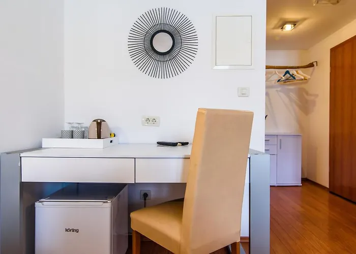 Aparthotel Jidro Traù