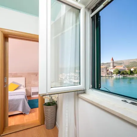Jidro Trogir