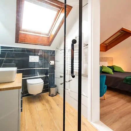 Jidro Hotel apartamentowy Trogir