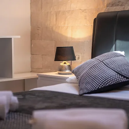 Hotel apartamentowy Jidro