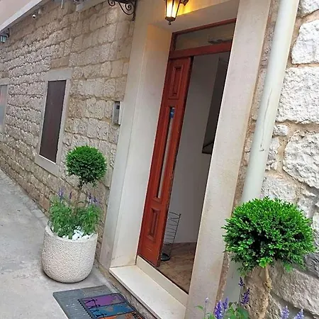 Jidro Trogir